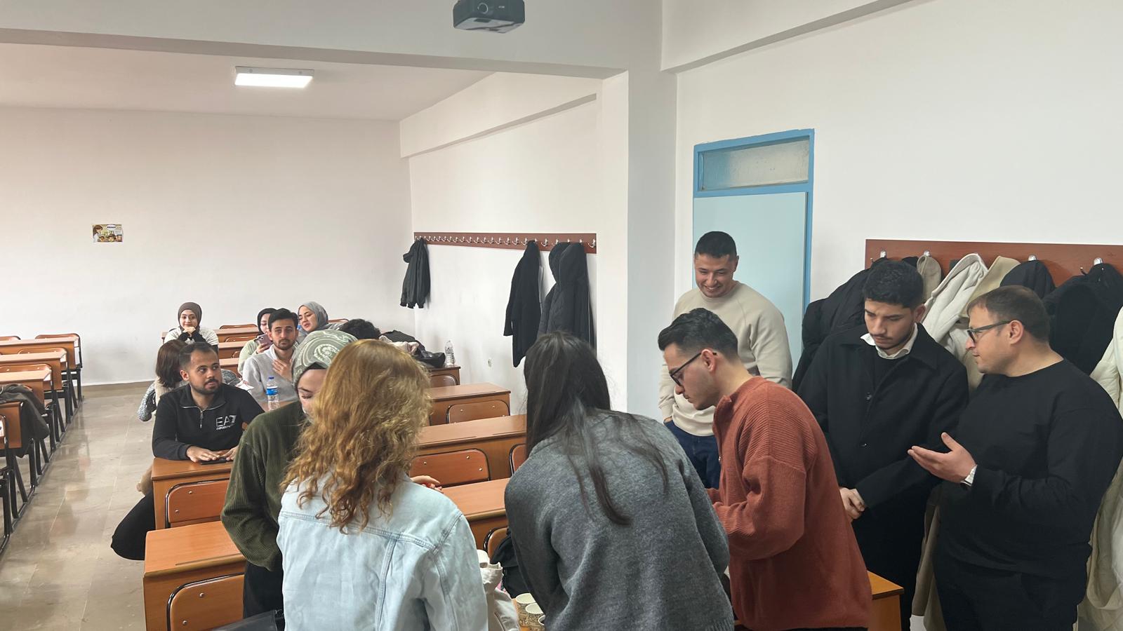 Erasmus Bilgilendirme Toplantısı Gerçekleştirildi